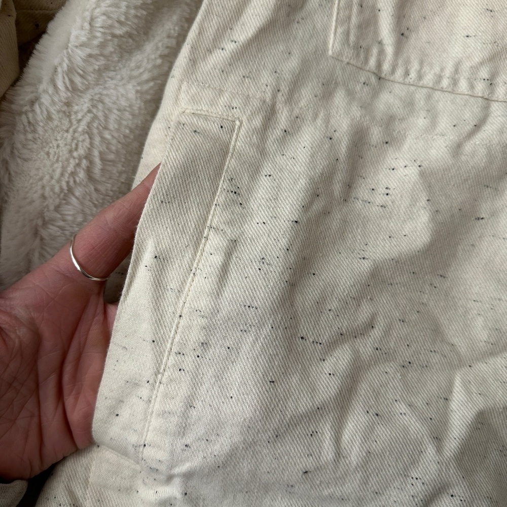 Madewell shacket - Picture 3 of 4